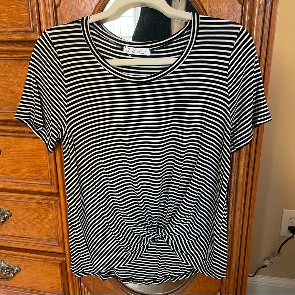 Anthropologie twist front black and white stripe top GUC